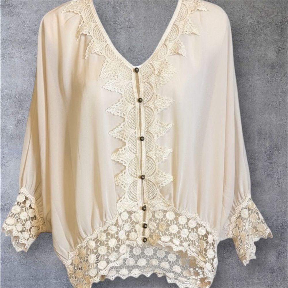 Entro Cream Crochet Trim Sheer Bat Wing Blouse size Large